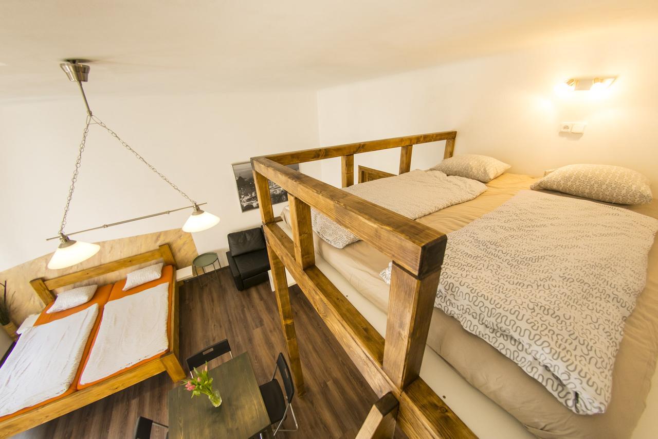 Freedom Rooms & Apartments Prague Exterior photo